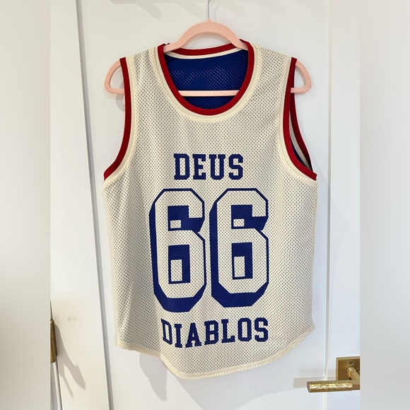 DEUS EX MACHINA BNWT reversible. May be one-of-a-kind. Or not in stores yet. - Picture 2 of 4